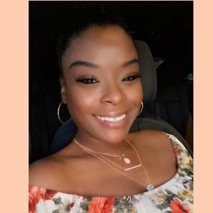 Meet your Posher, Karla